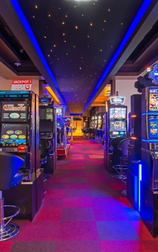 Tables de poker - Circus Casino Resort Namur